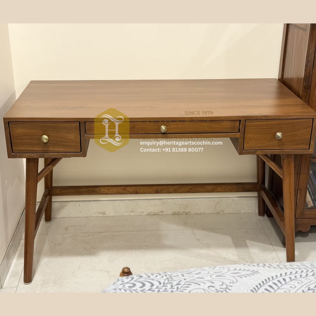 Écrivain Study Table