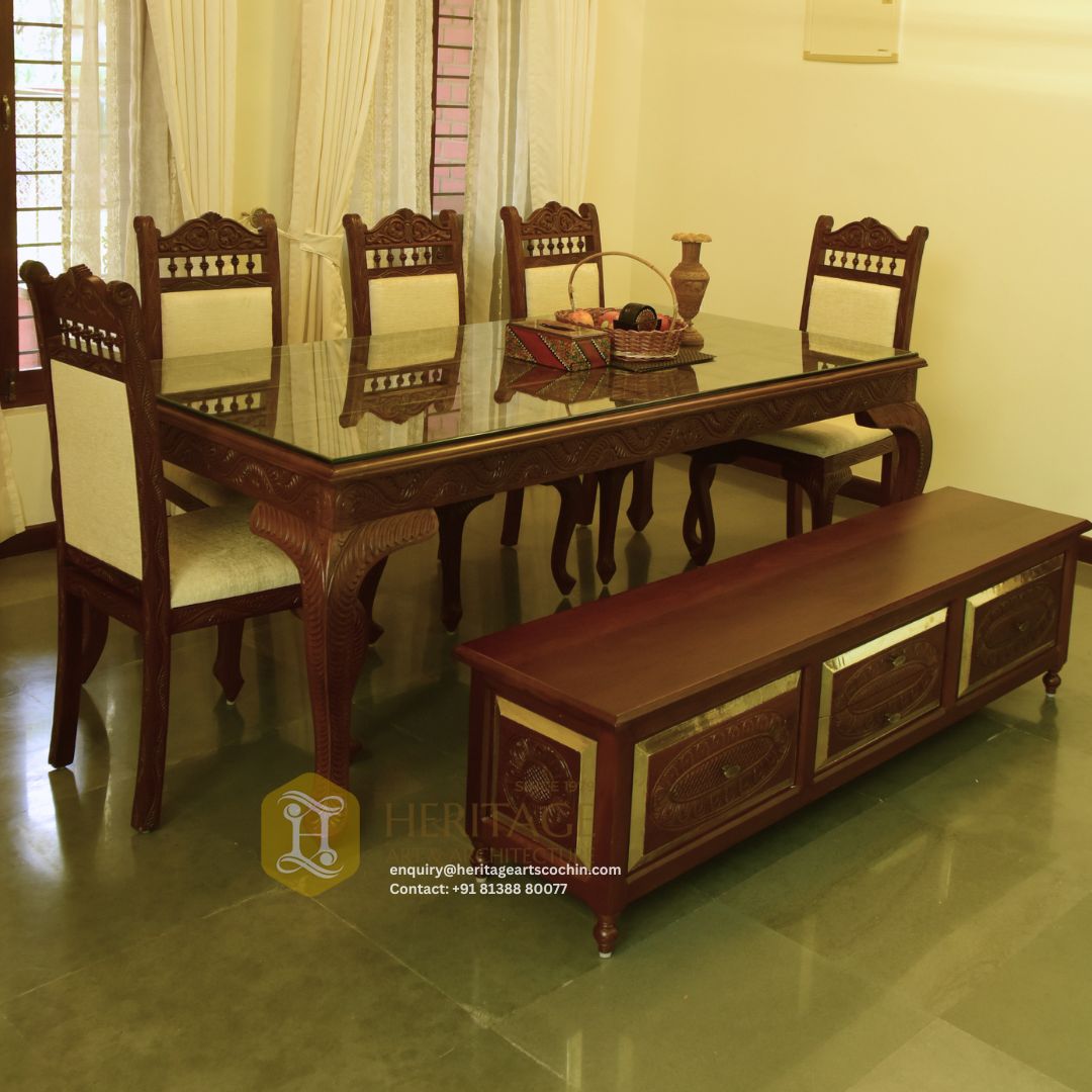 Alok Mandira Dining Set