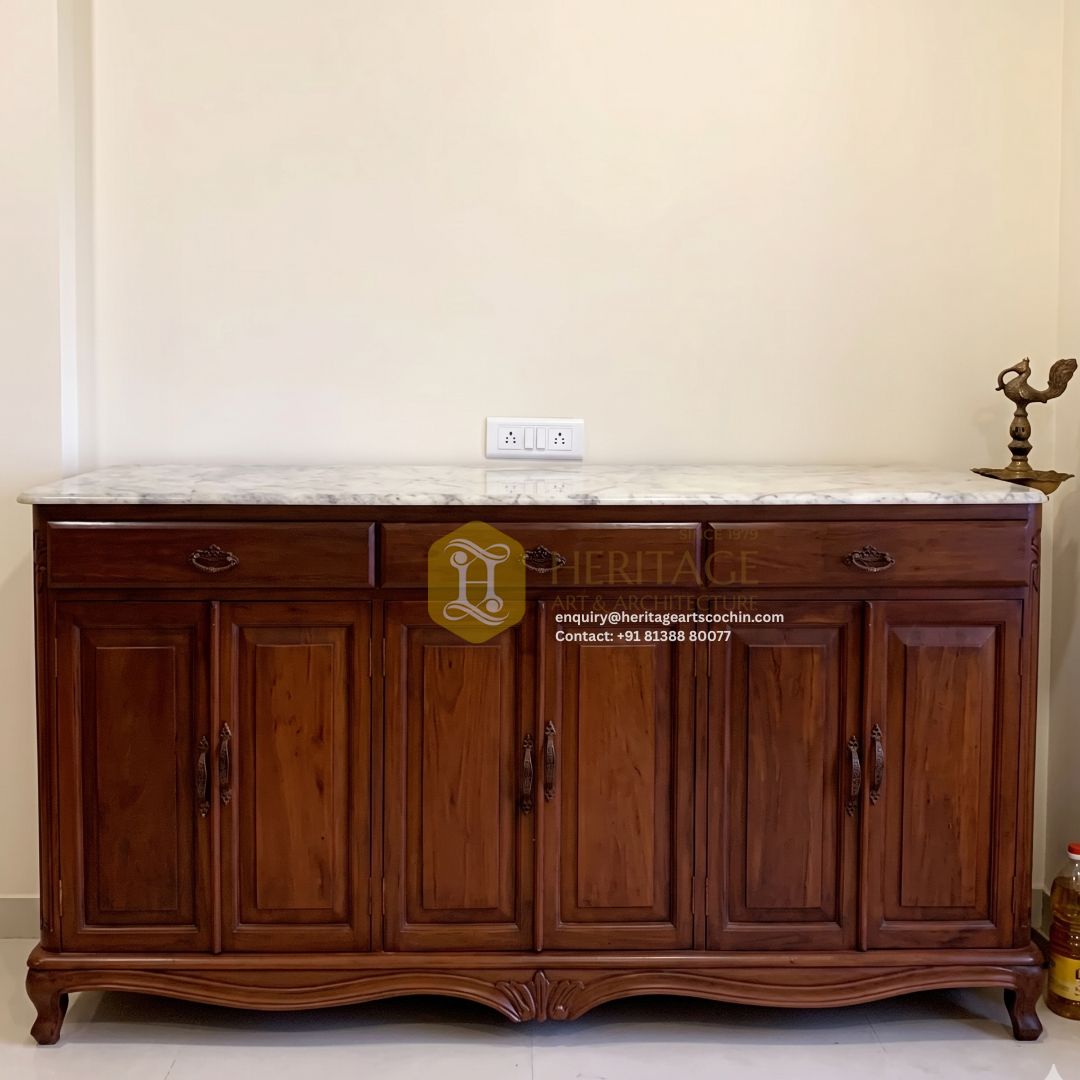 Taruni – Grace Cabinet