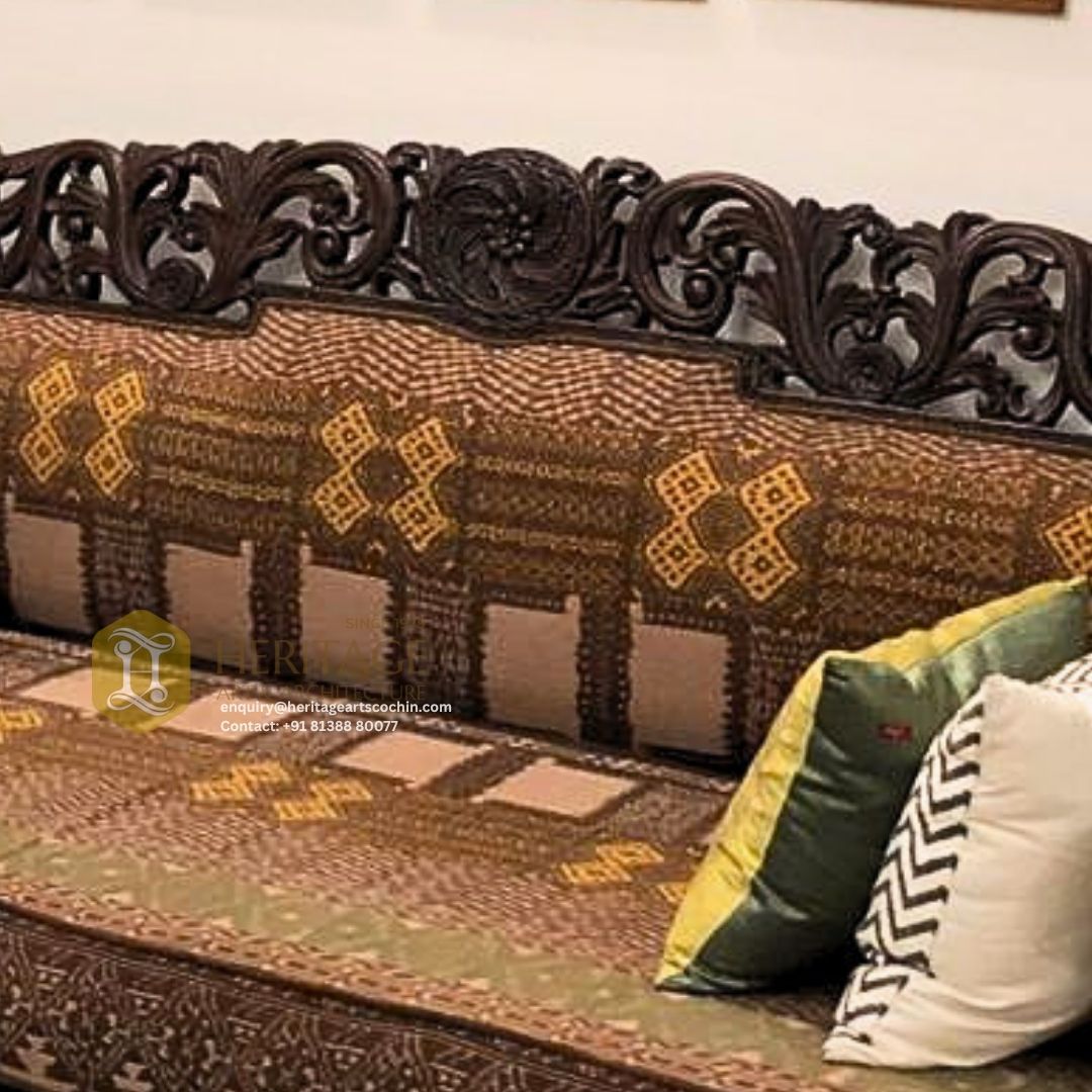 Mandira Padmapeetah Sofa Settee - Image 2