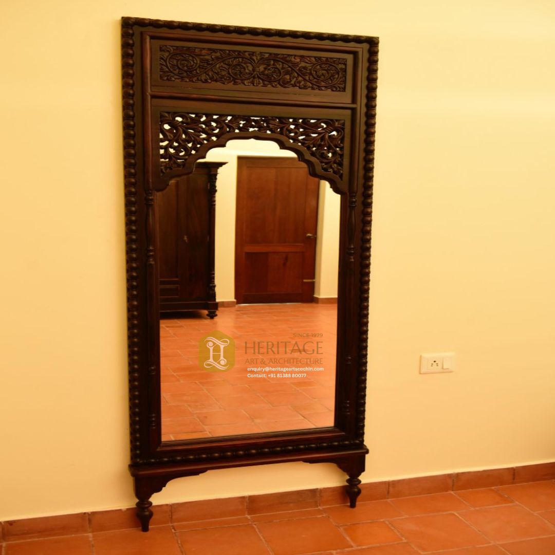Arka Vilak Mirror